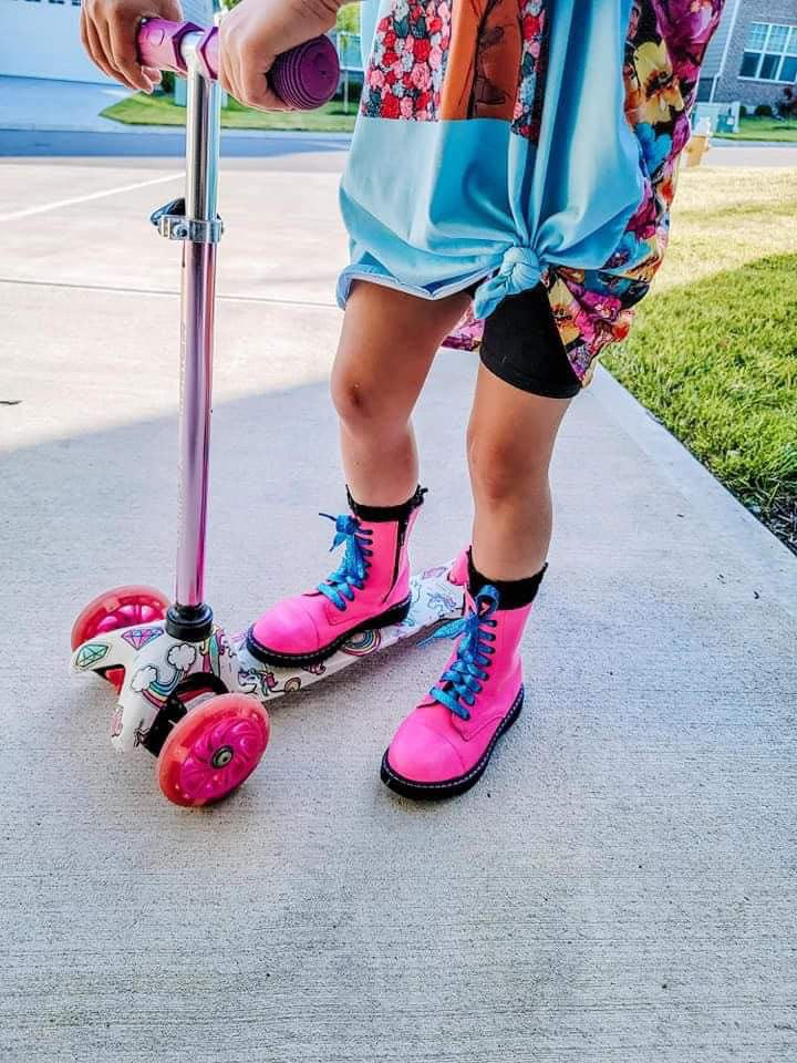 It's a RAD Valentines 80s Hot Pink + Black Combat Boots!