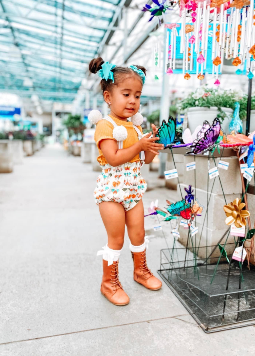 UPGRADE: MAKE MY BOOTS TALL LIKE THE TIKTOK! ISA HEIGHT. (ADDS EXTRA HEIGHT TO COMBATS)