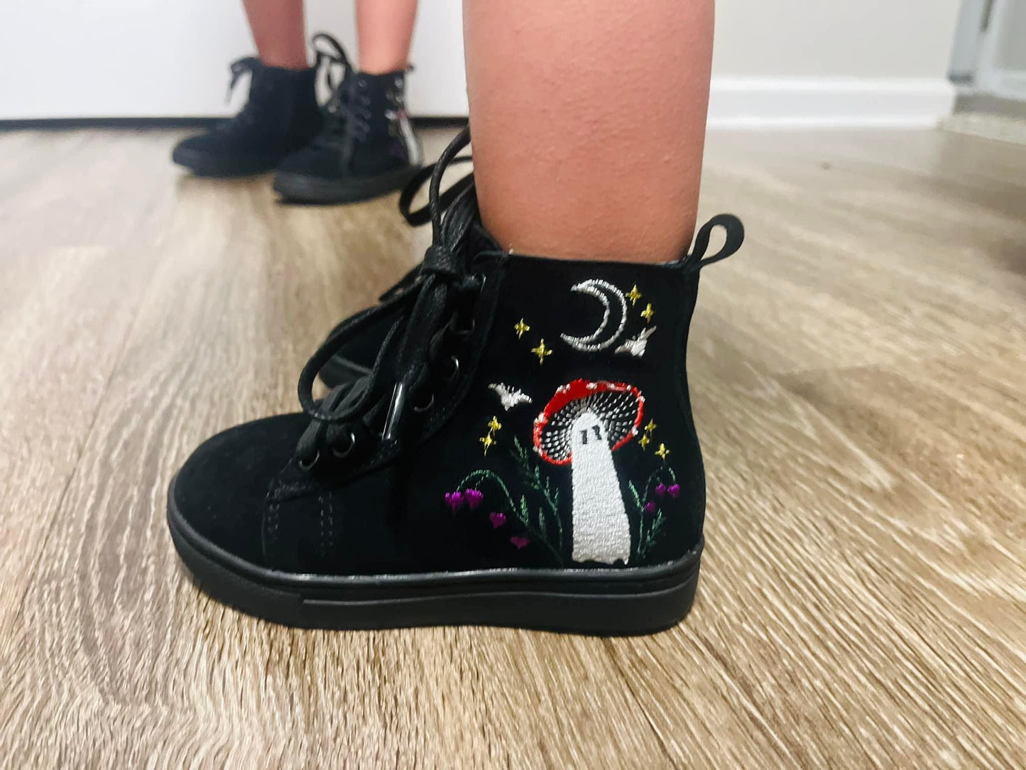 READY TO SHIP -MUSHROOM GHOSTIE + COTTAGE CORE VIBES EMBROIDERED HIGHTOP SNEAKER