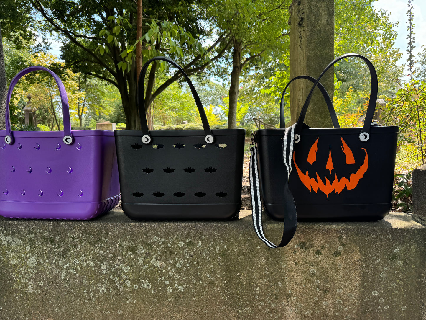 The Batty: New Black Bats Hag Bag! BATS Both sides! Waterproof, Spooky Ghoul!