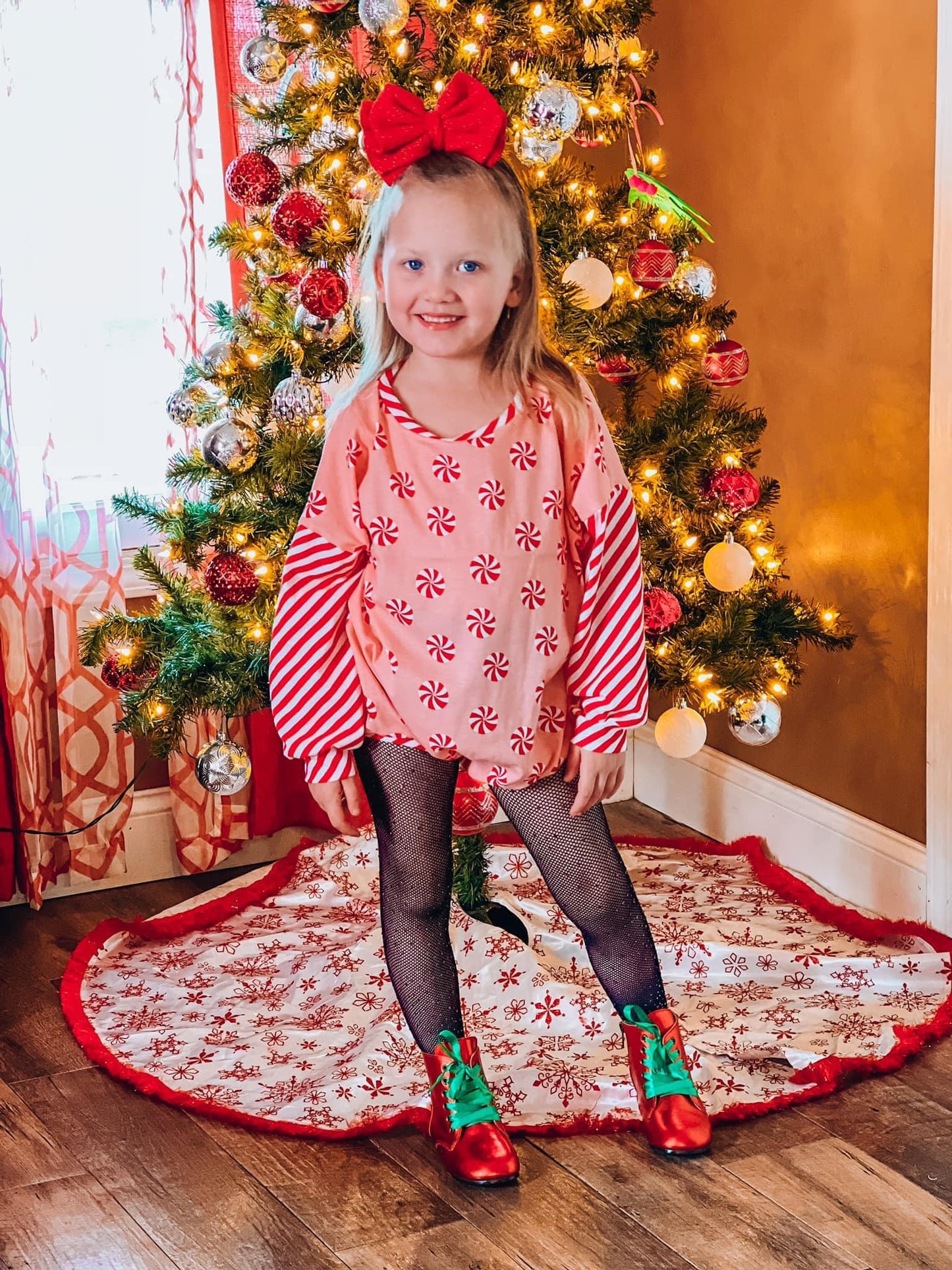 Christmas Metallic Red Vintage Nyx Booties w/ Two Laces!