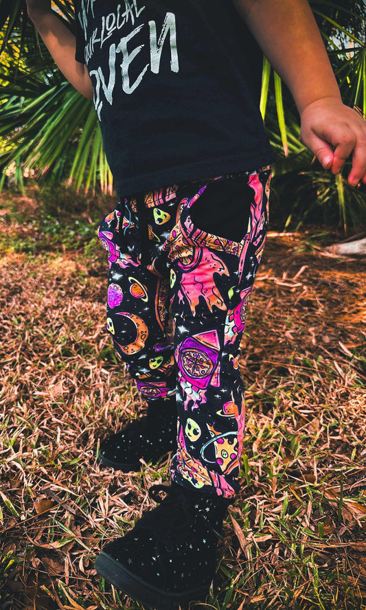 Ready to Ship- KIDS FALL DAYWEAR MOODY PIZZA PLANET ALIEN SPACE PRINT MODERN JOGGERS!